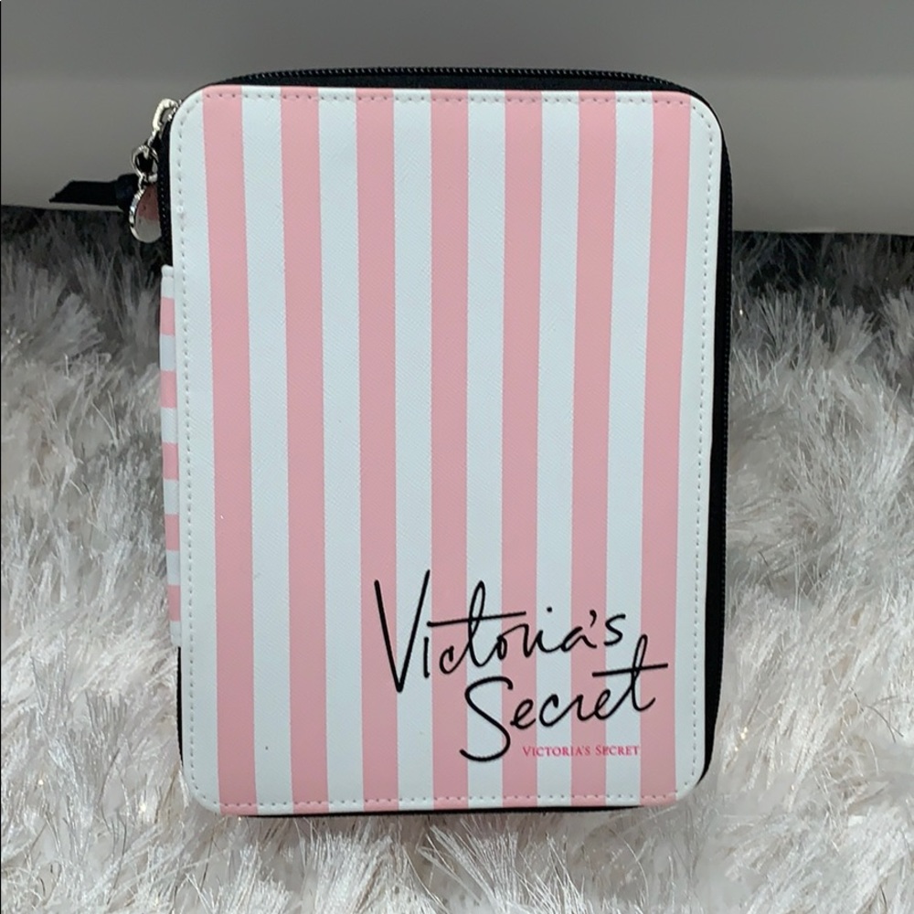 NWT Victoria Secret makeup/ jewelry case